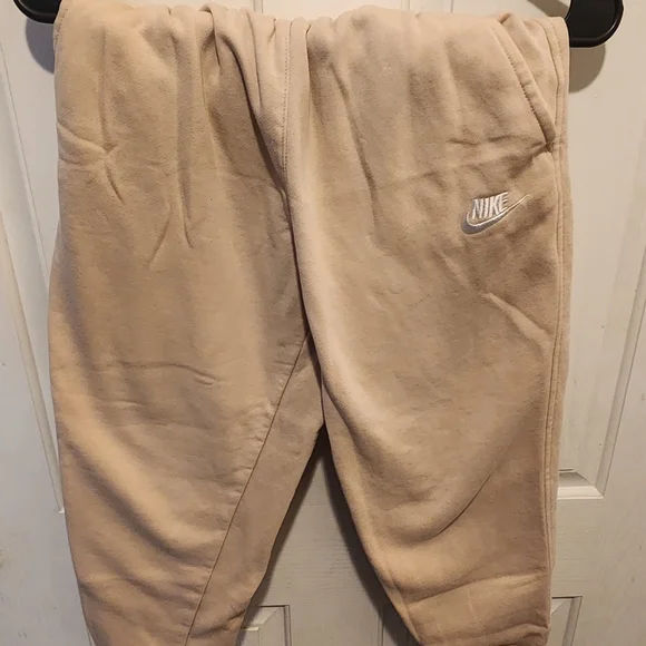 Nike Beige/Sand Drift Hoodie and Sweatpants Set - Picture 8 of 8